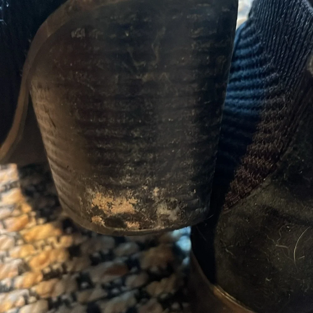 Cole Haan Maggie Black Textured suede Ankle Booties Sz 8.5 - Picture 5 of 8